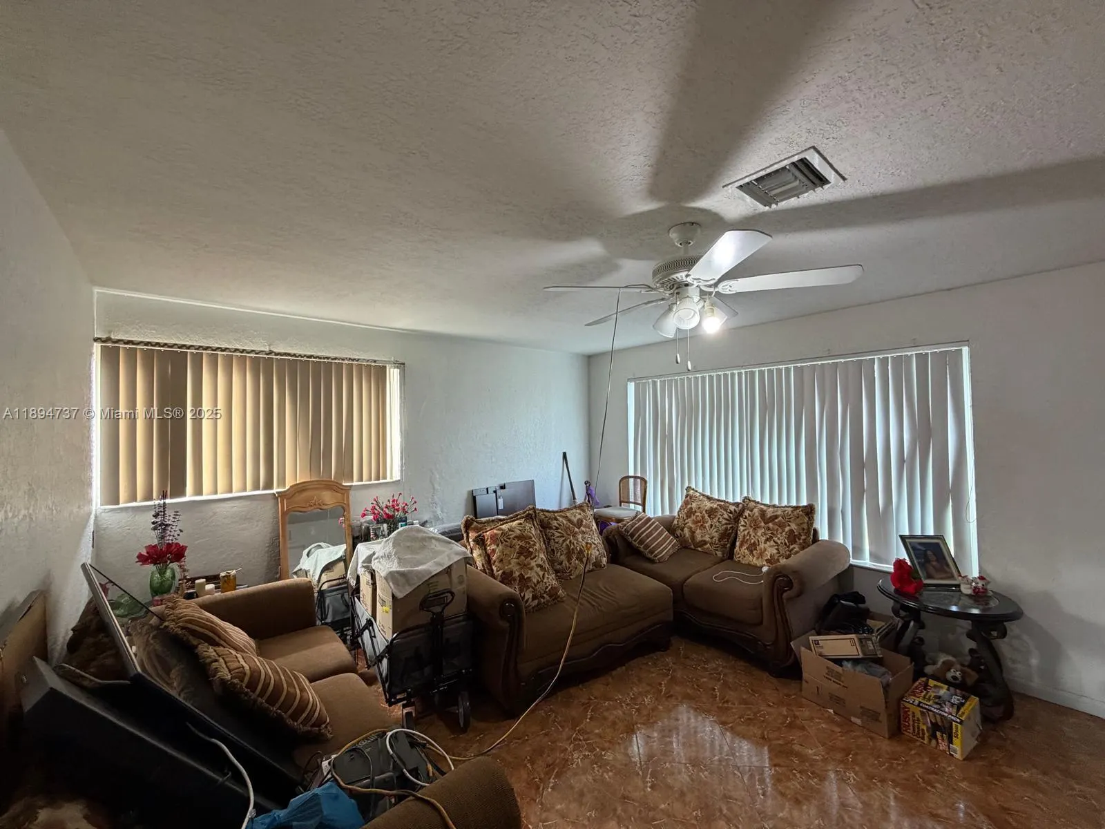 1715 Sunset Ave