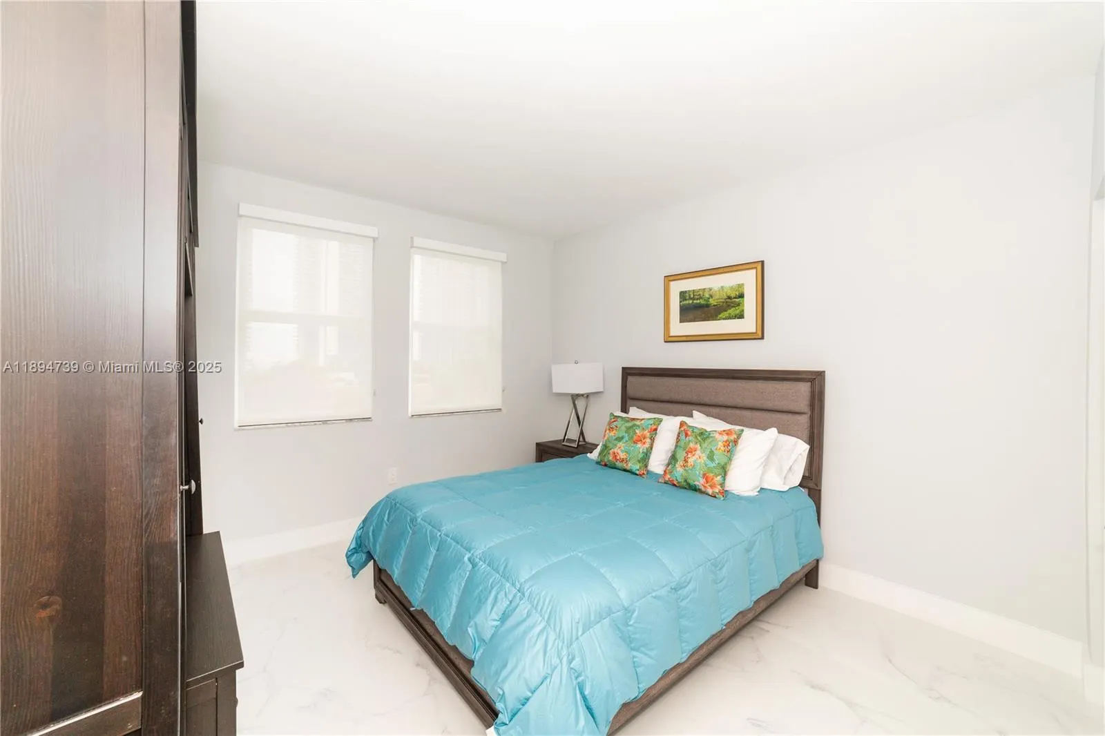 17145 N Bay Rd, #4607