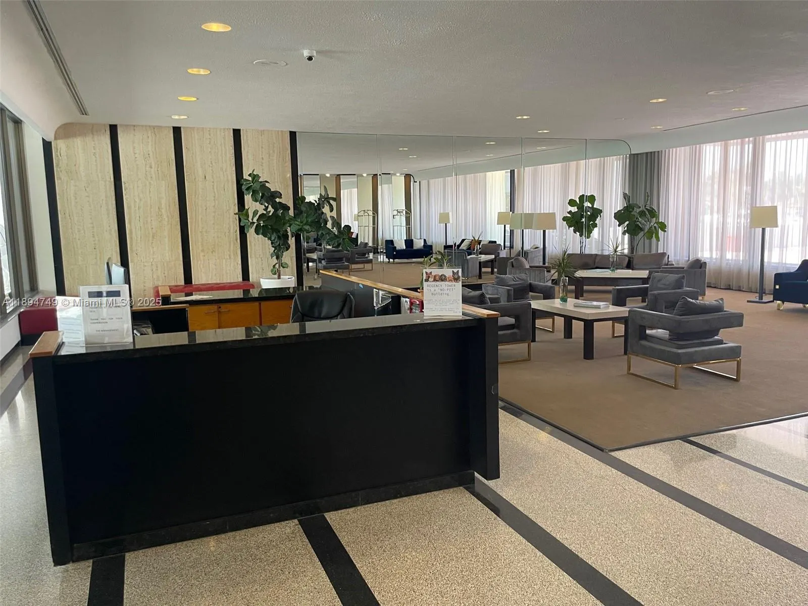 5838 Collins Ave, #5H