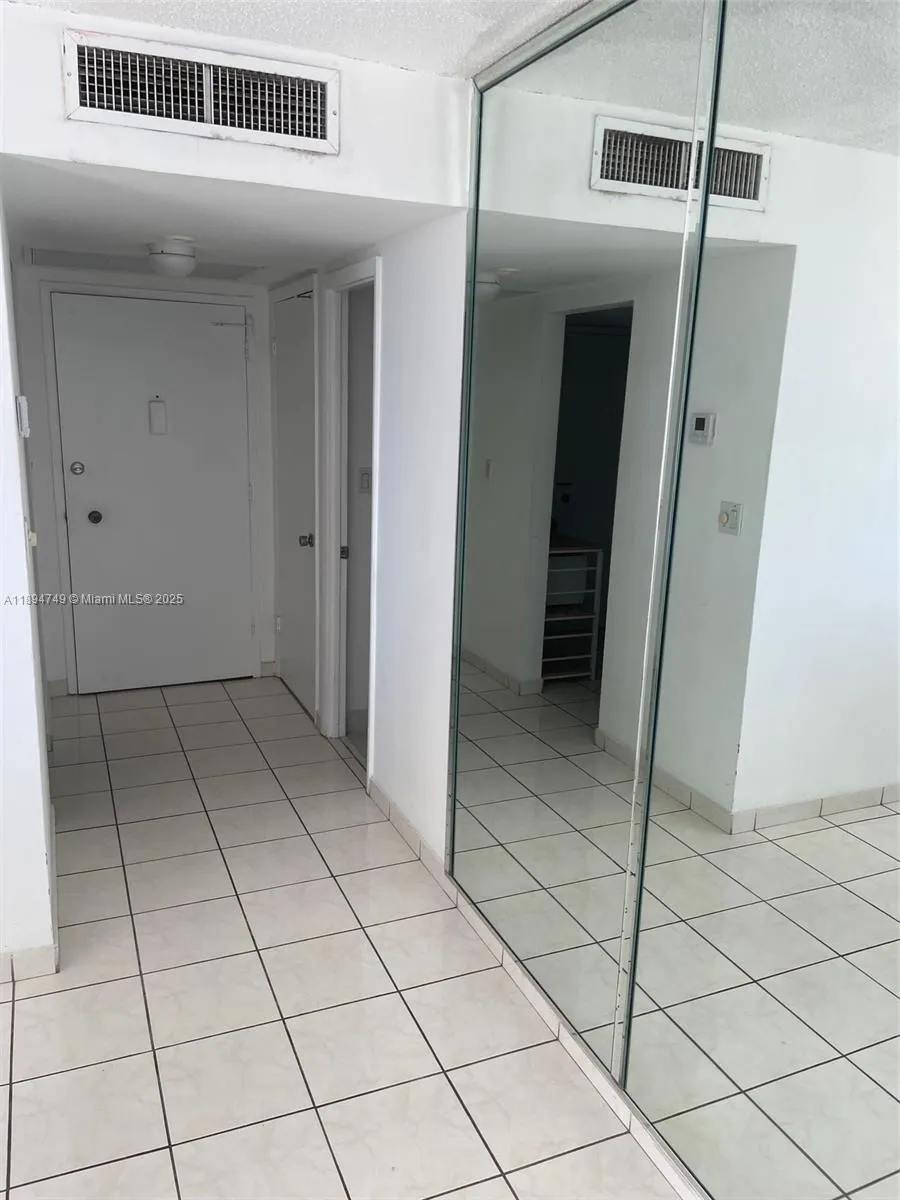 5838 Collins Ave, #5H