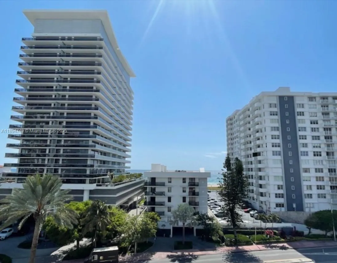 5838 Collins Ave, #5H