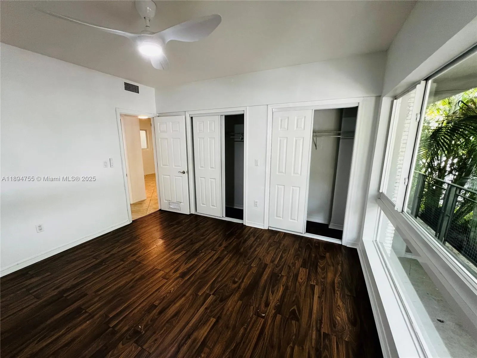 946 Bay Dr, #2