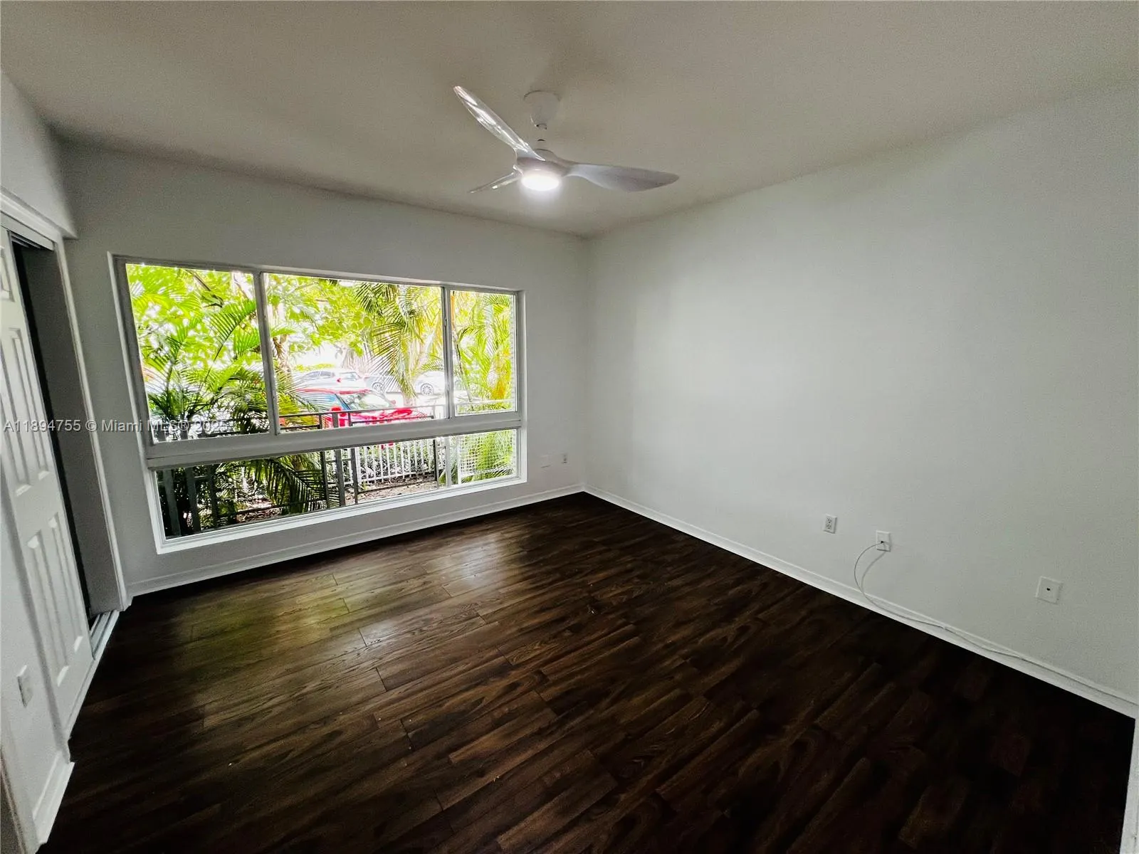 946 Bay Dr, #2