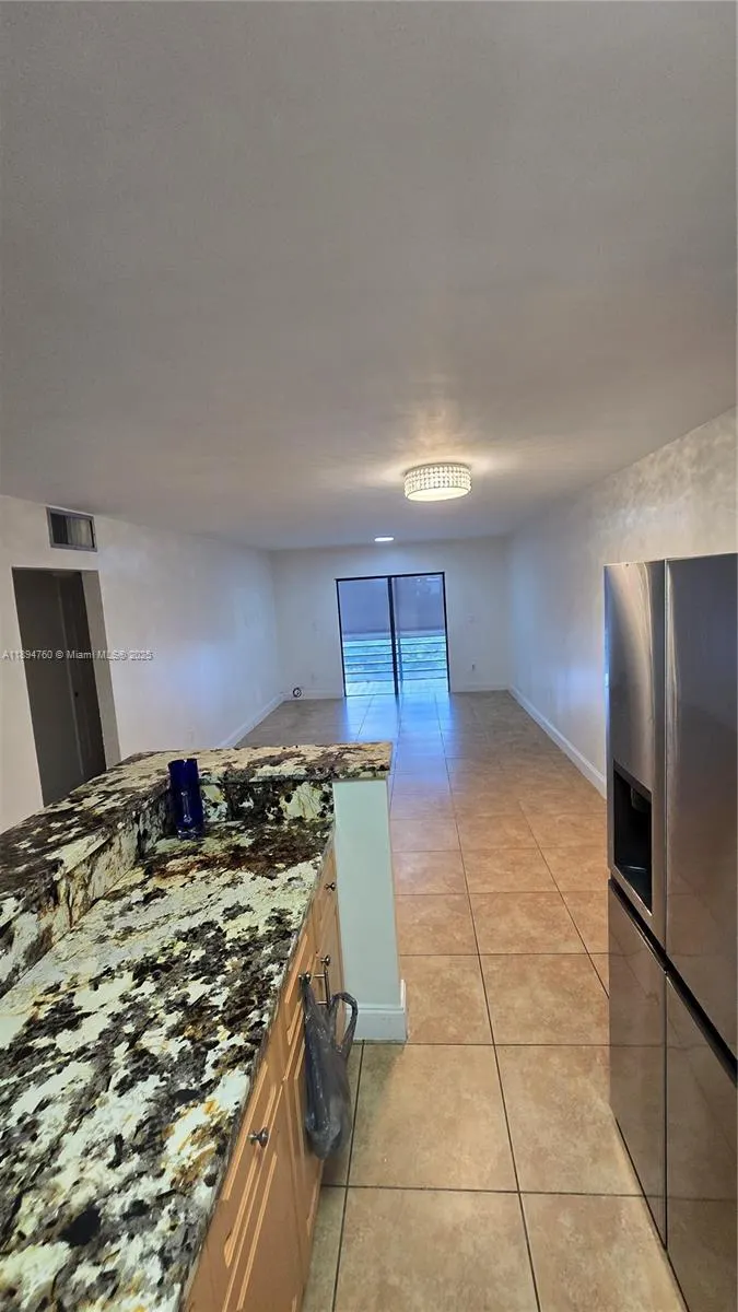 13500 NE 3rd Ct, #423