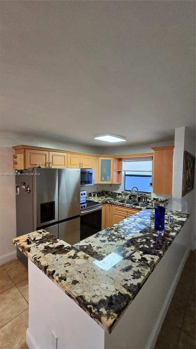 13500 NE 3rd Ct, #423