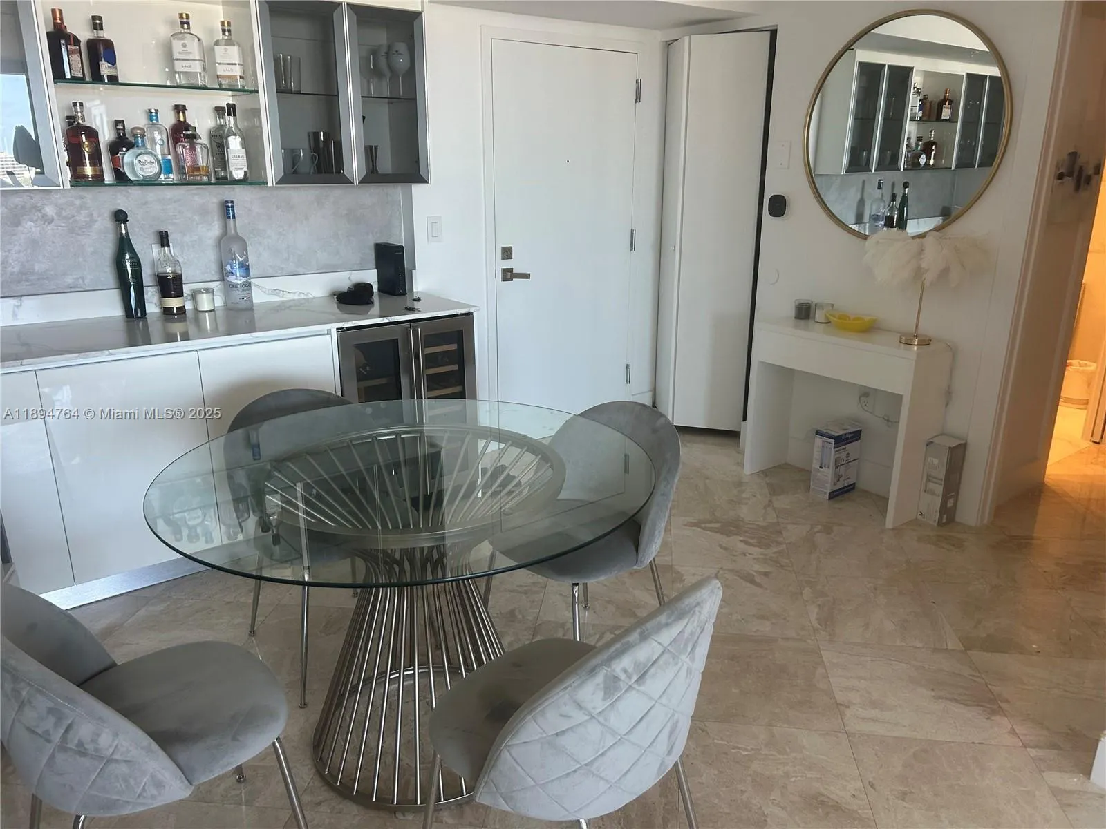90 Alton Rd, #1109