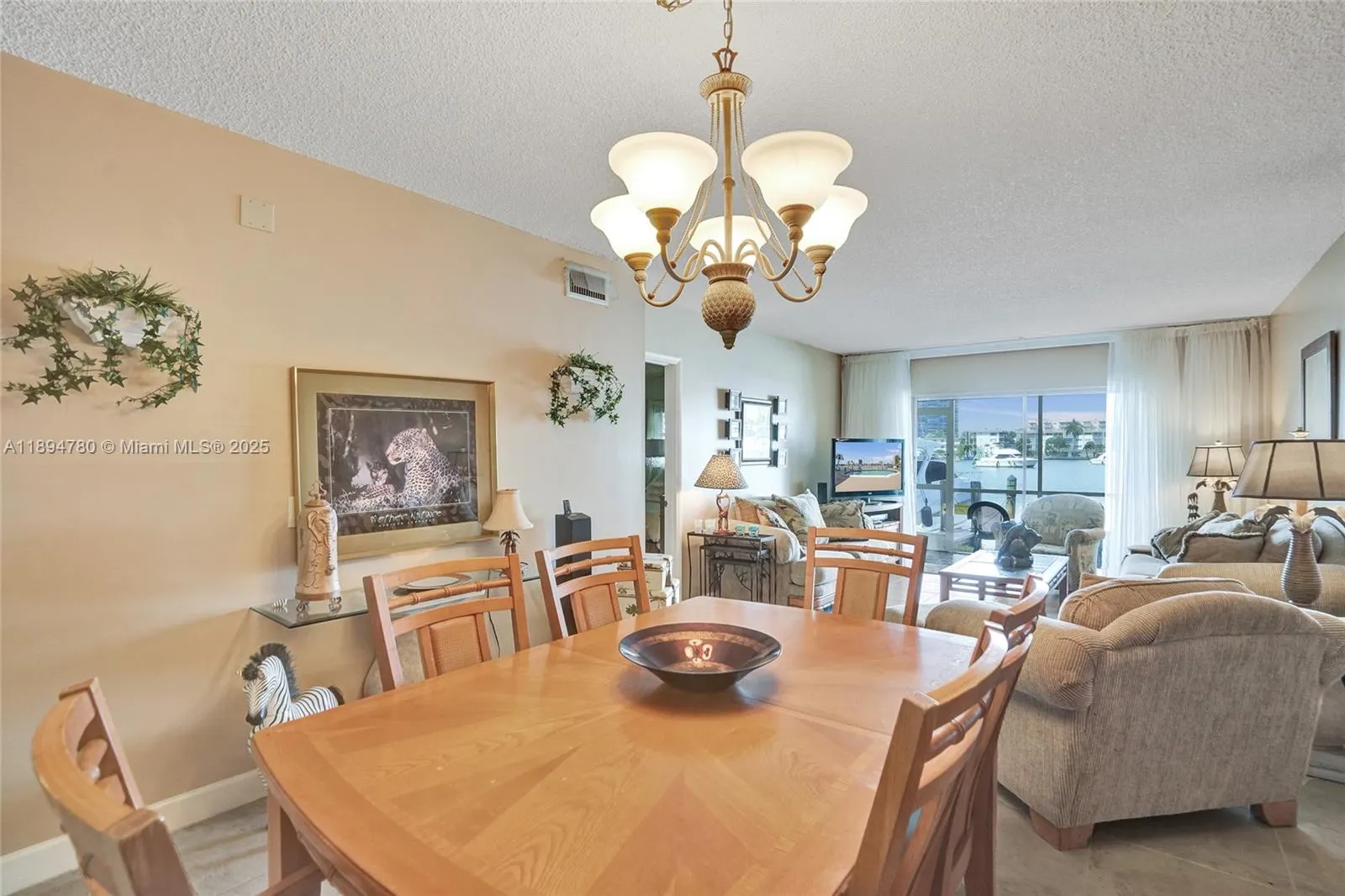 300 Golden Isles Dr, #101