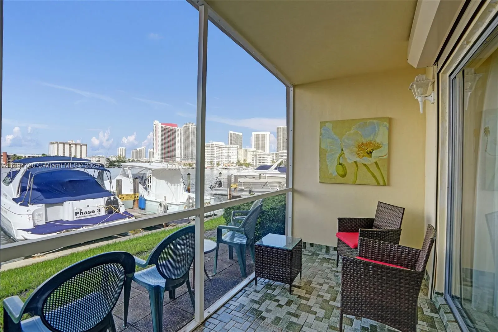 300 Golden Isles Dr, #101