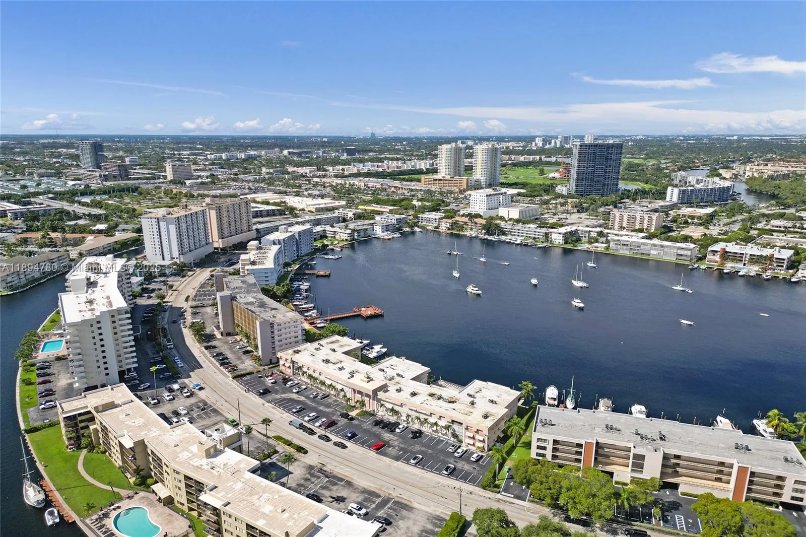 300 Golden Isles Dr, #101
