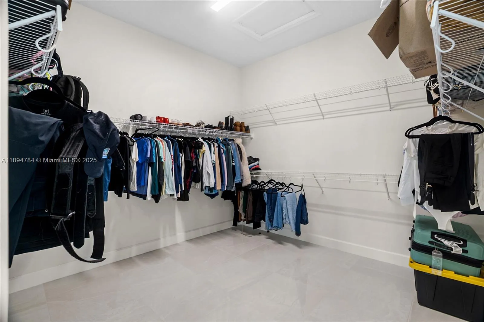 15030 Wildwood Cir