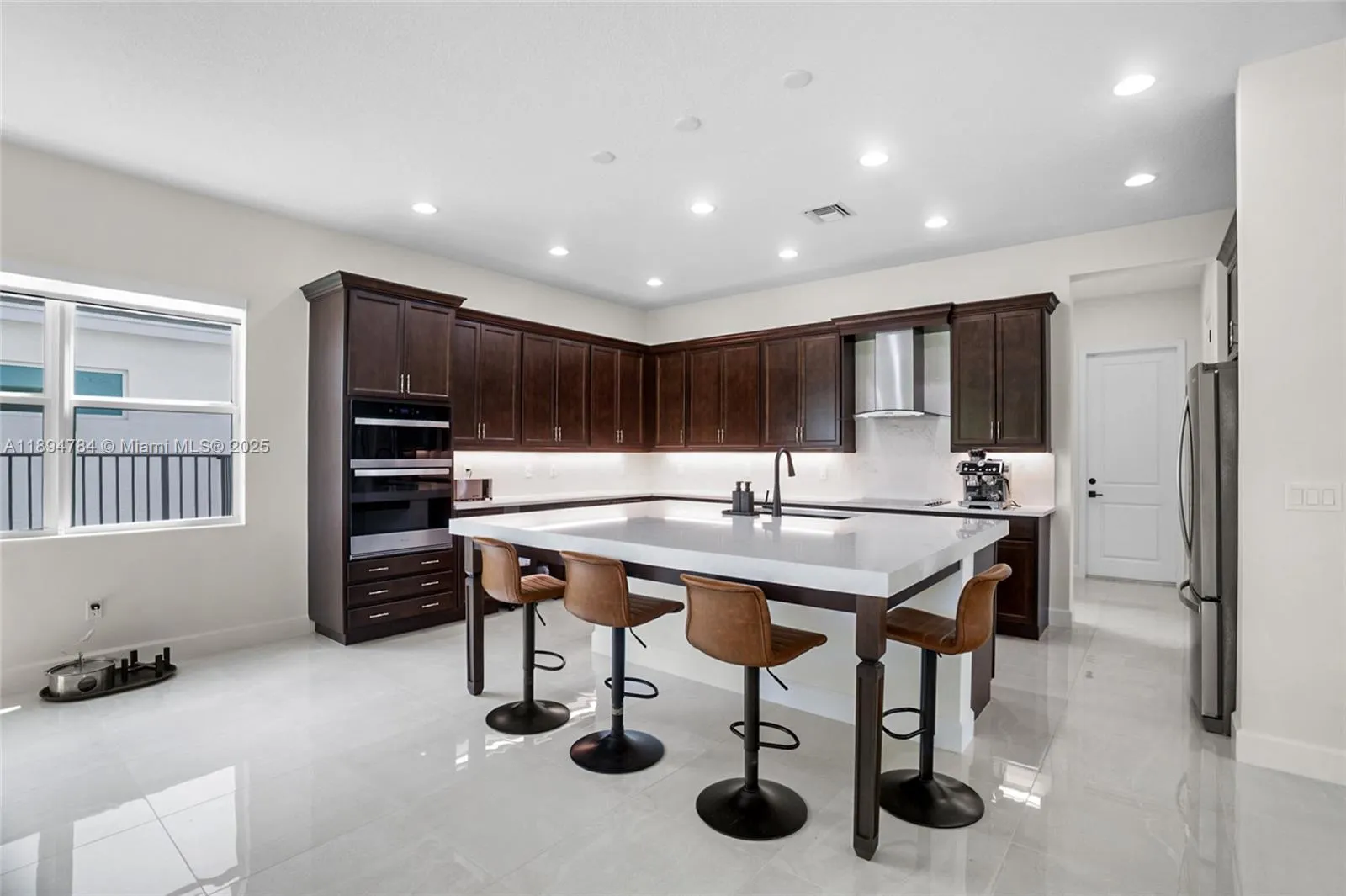 15030 Wildwood Cir