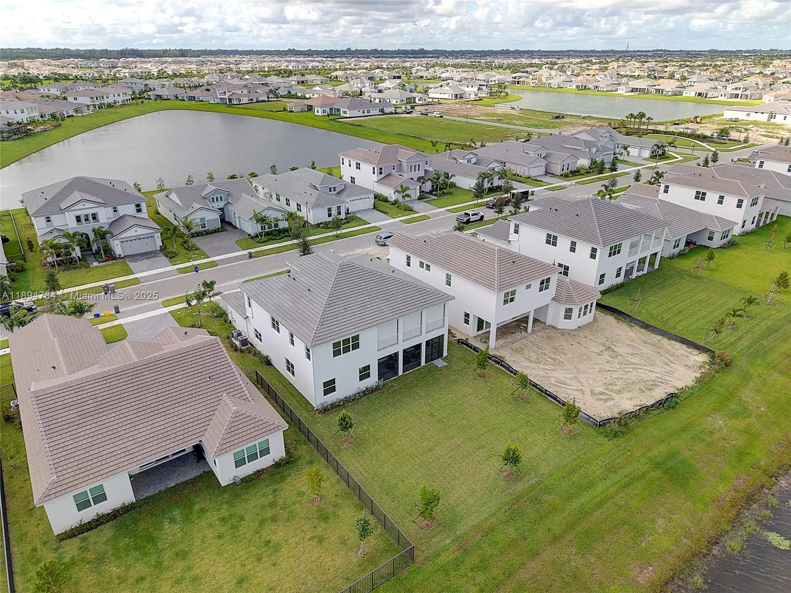 15030 Wildwood Cir