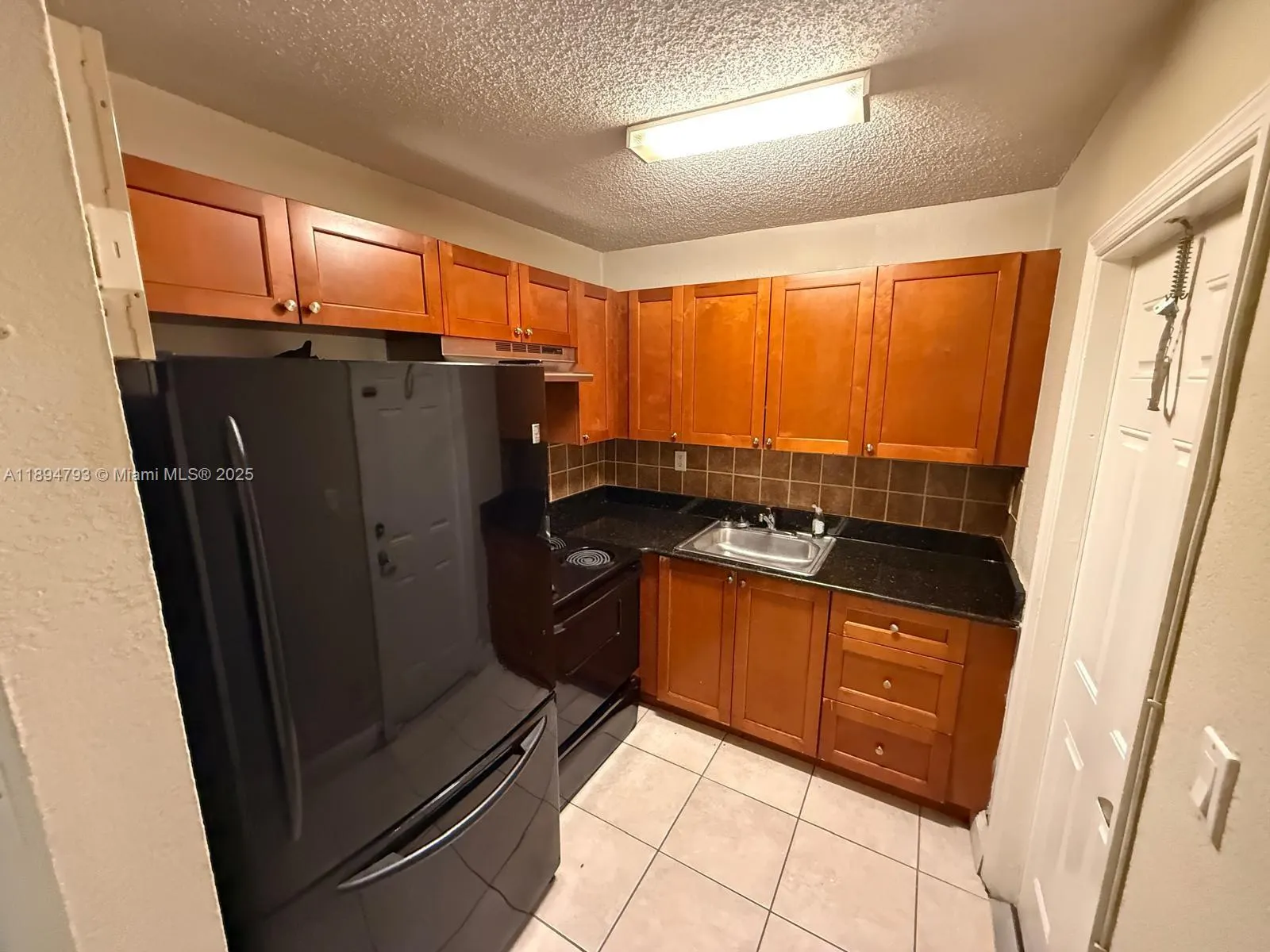 4251 NW 5th St, #114