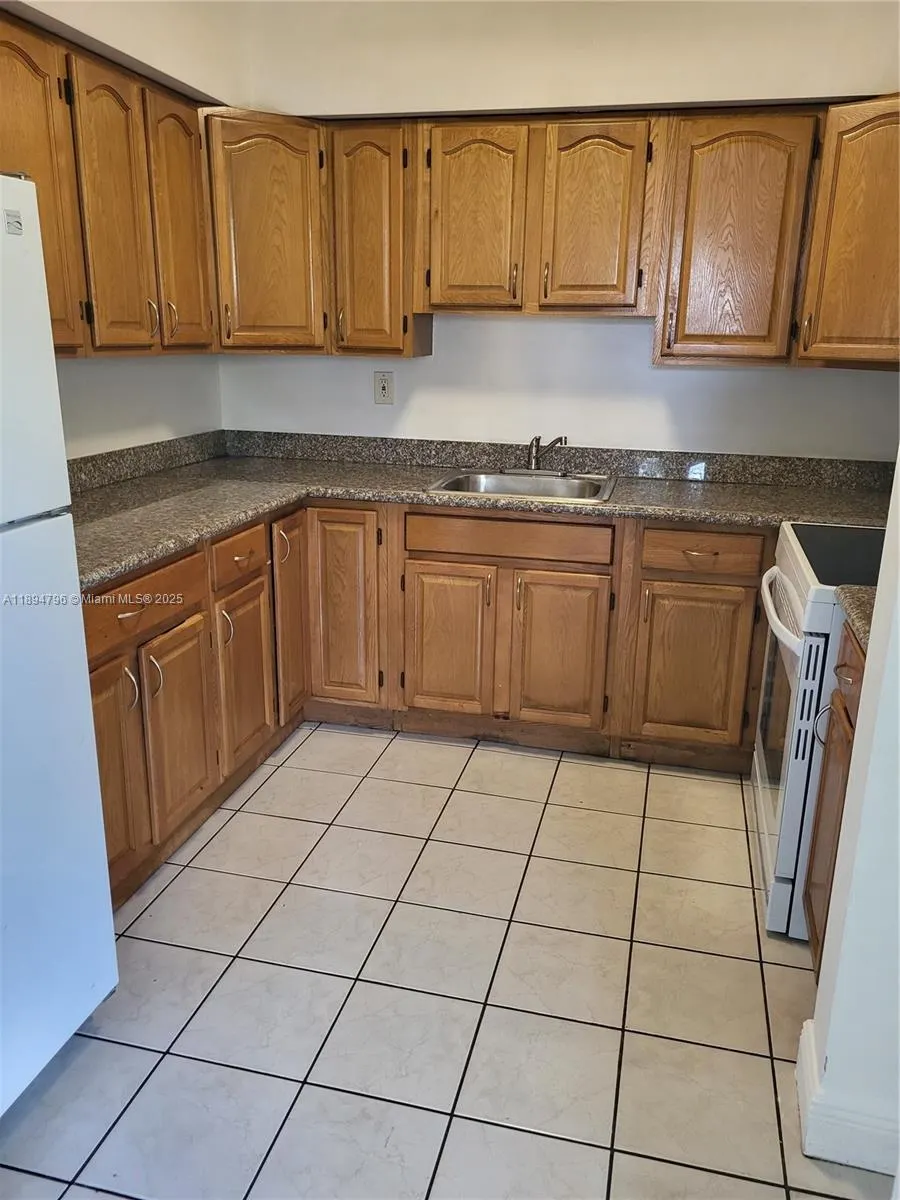 3026 SW 24th Ter, #1