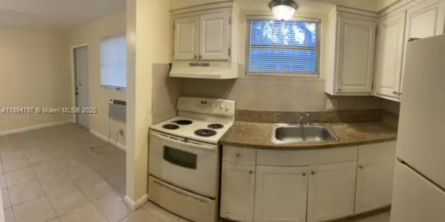 2701 NW 12th Ct, #1