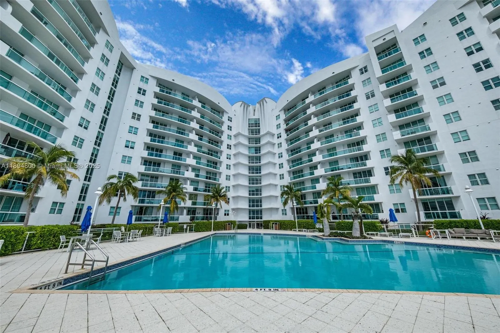 7918 Harbor Island Dr, #207