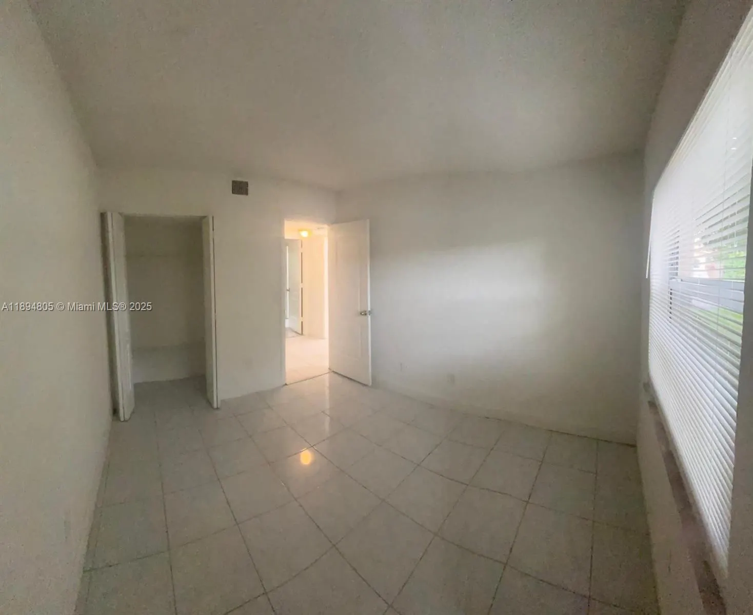11501 NW 44th St, #-