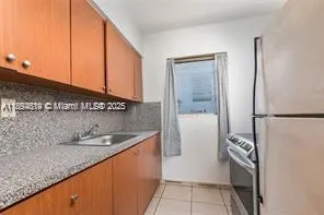934 Meridian Ave, #15