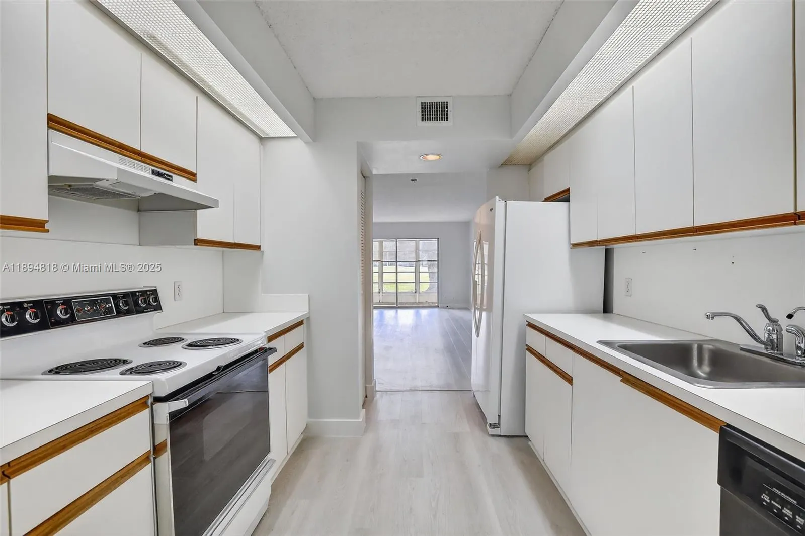 701 SW 128th Ave, #111F