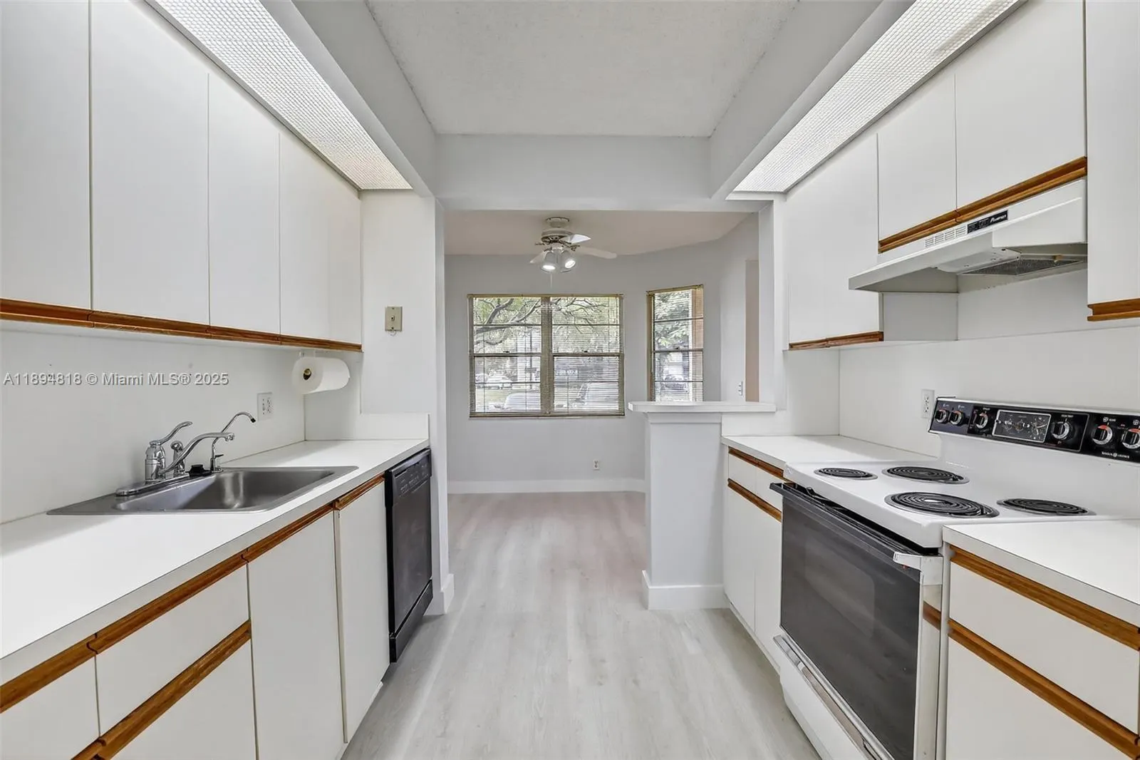 701 SW 128th Ave, #111F