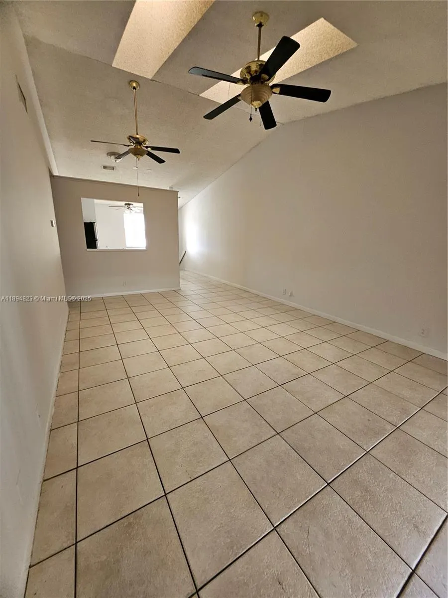 2511 NW 56th Ave, #4-25