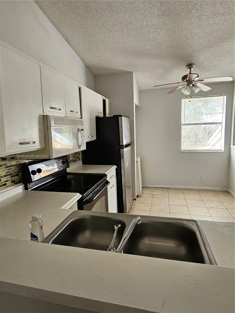 2511 NW 56th Ave, #4-25