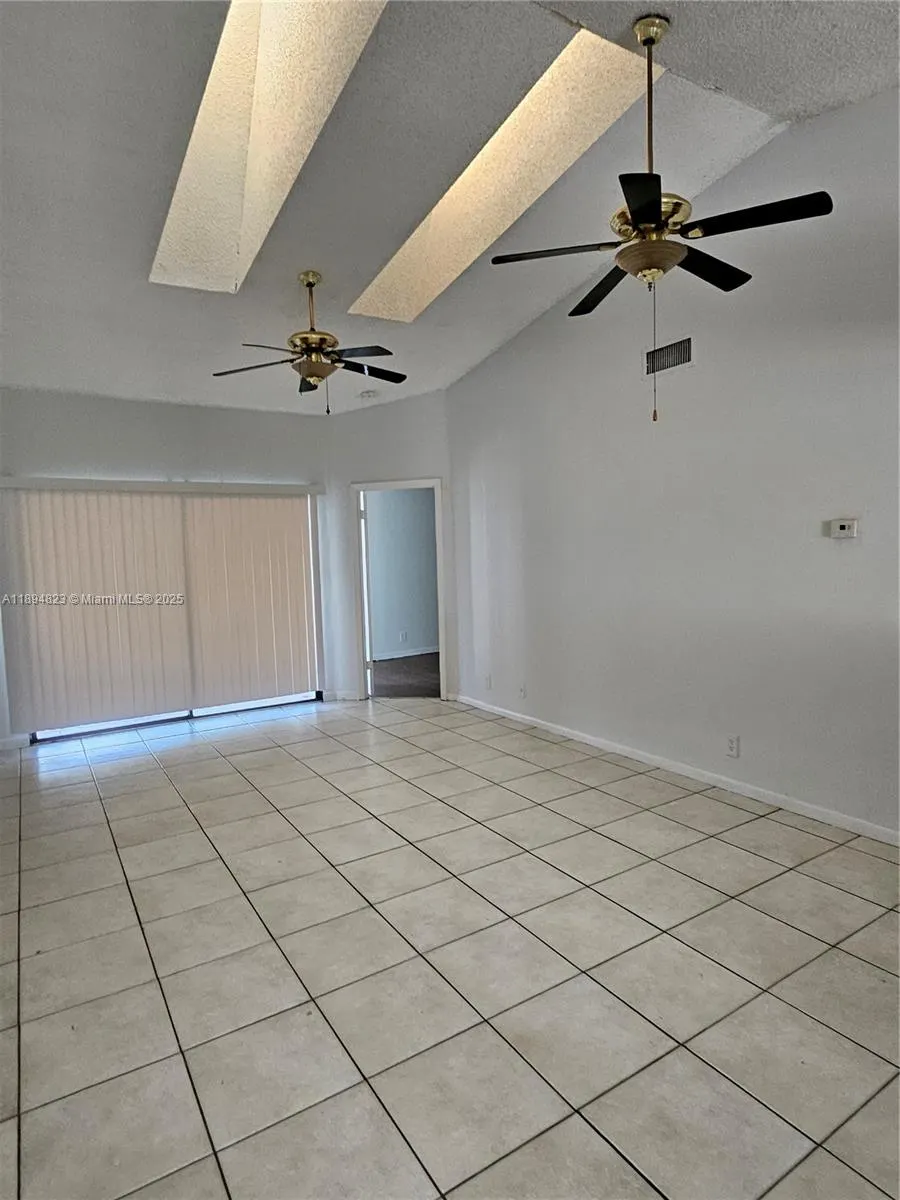 2511 NW 56th Ave, #4-25