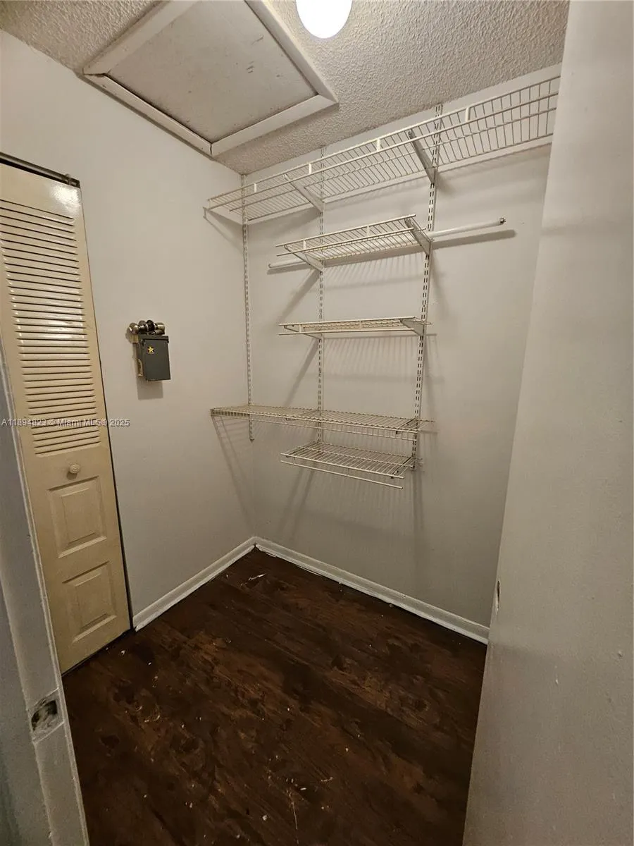 2511 NW 56th Ave, #4-25