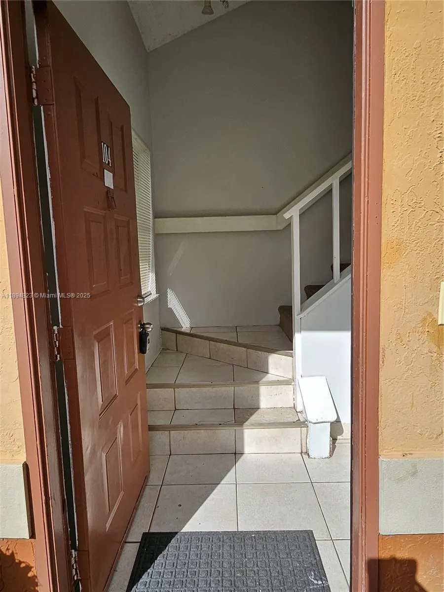 2511 NW 56th Ave, #4-25