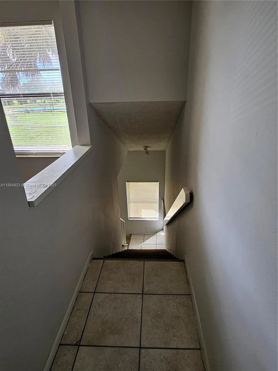 2511 NW 56th Ave, #4-25