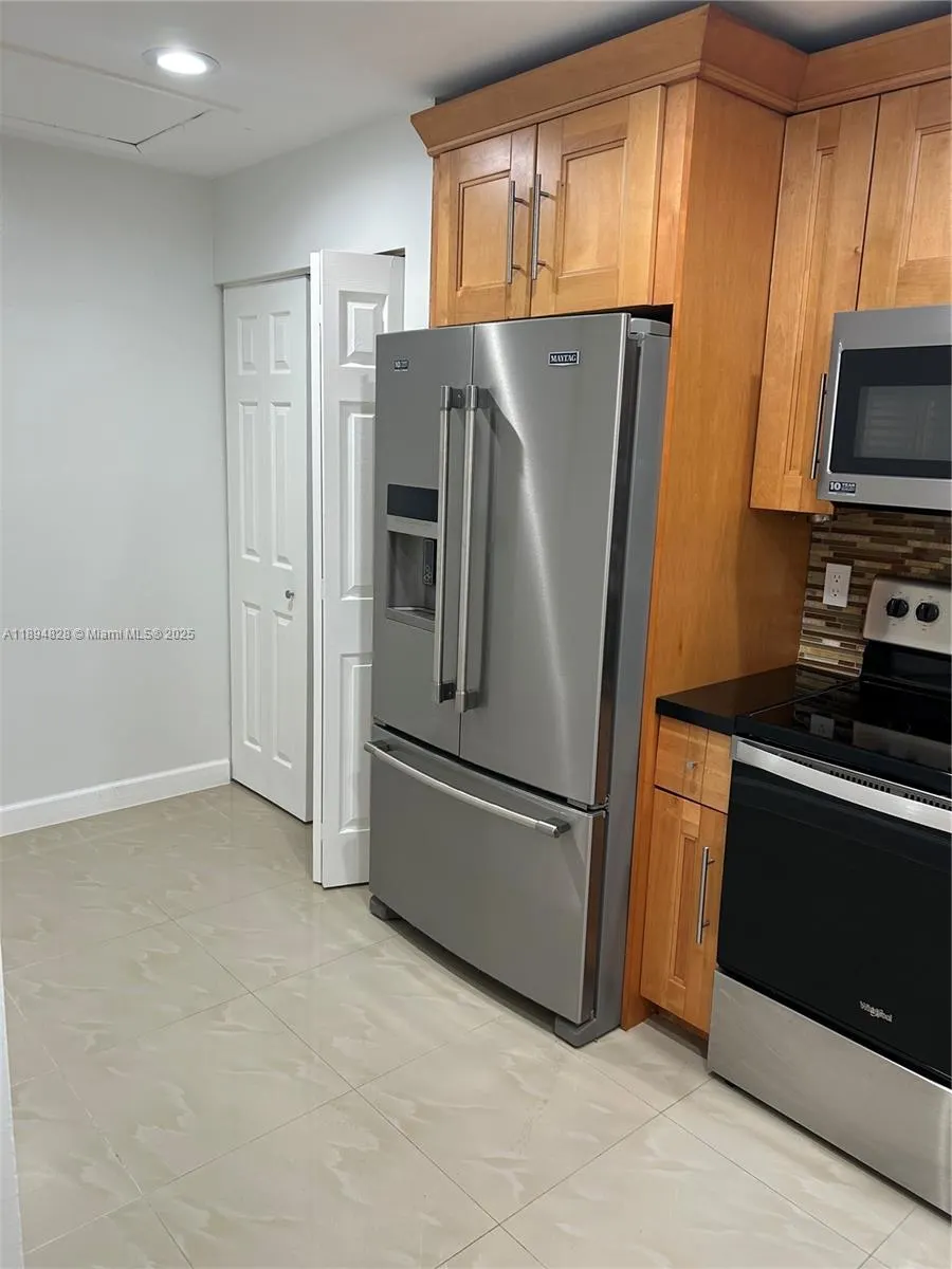 20730 NE 8th Ct, #204-16
