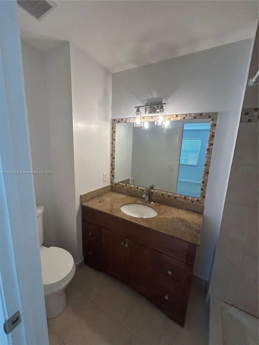 20730 NE 8th Ct, #204-16