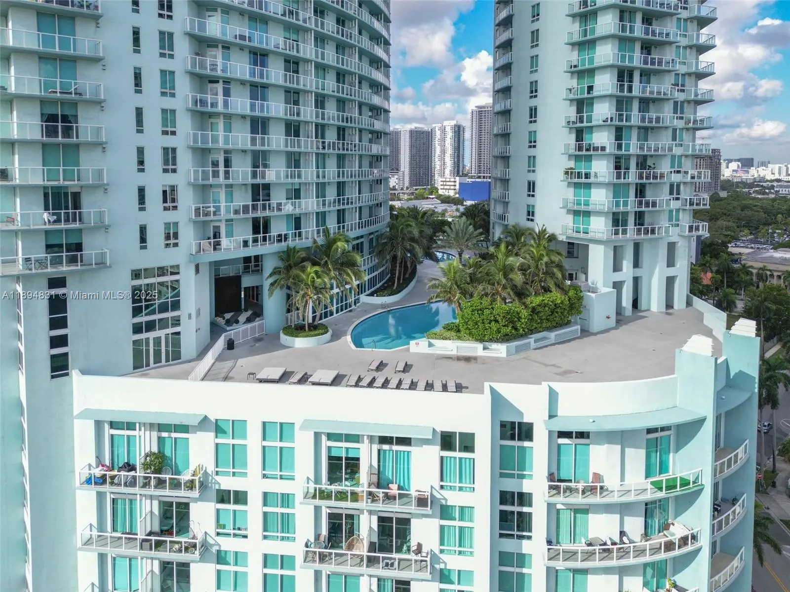 1900 N Bayshore Dr, #3501