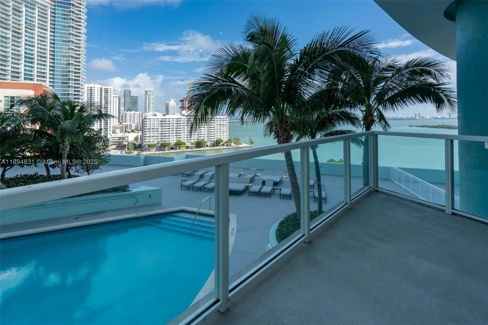 1900 N Bayshore Dr, #3501