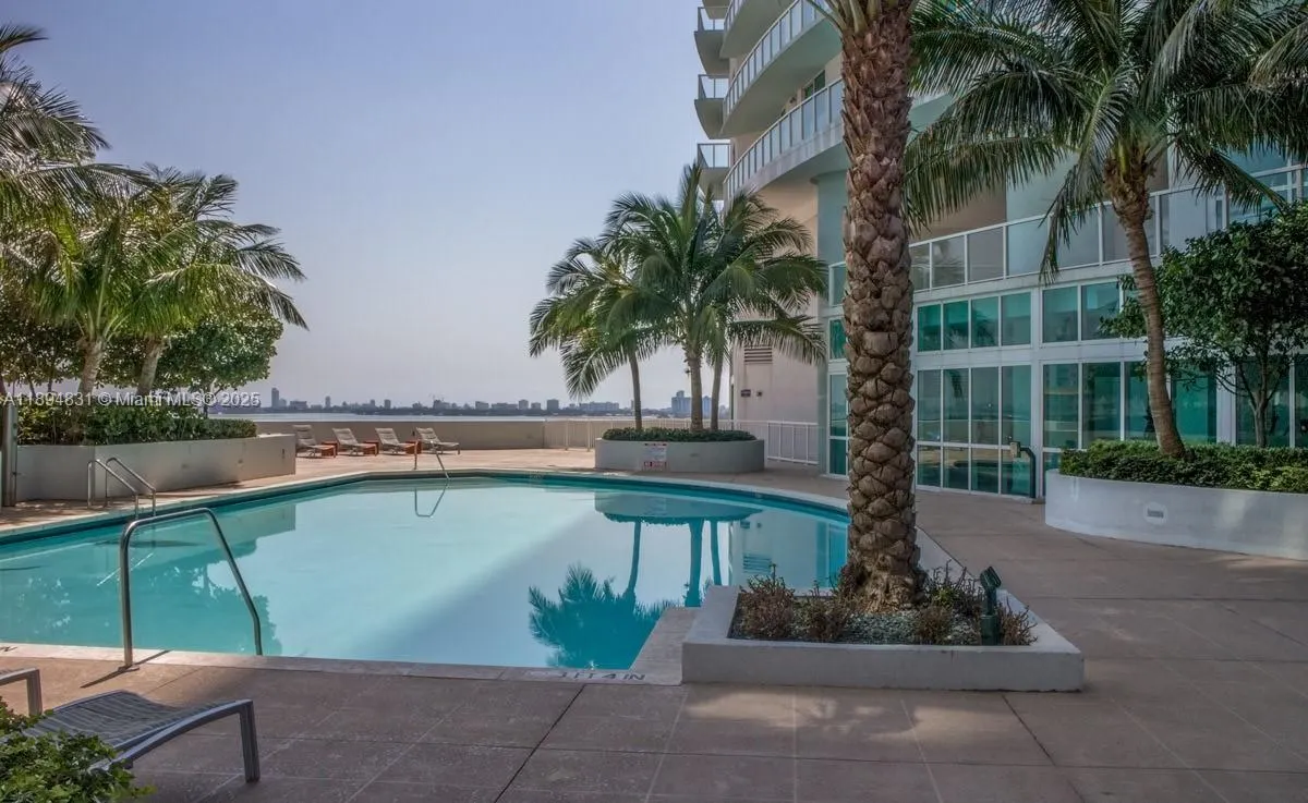 1900 N Bayshore Dr, #3501