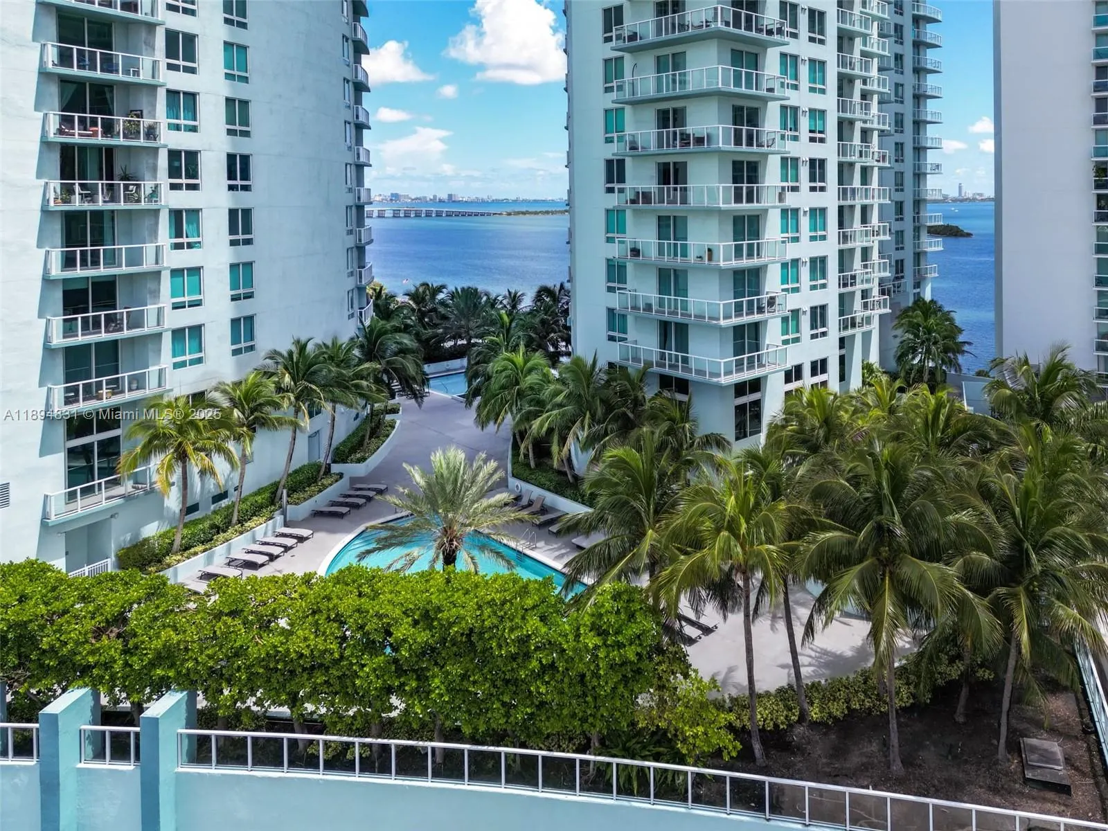 1900 N Bayshore Dr, #3501