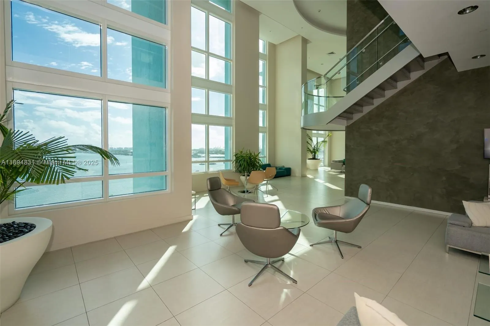 1900 N Bayshore Dr, #3501