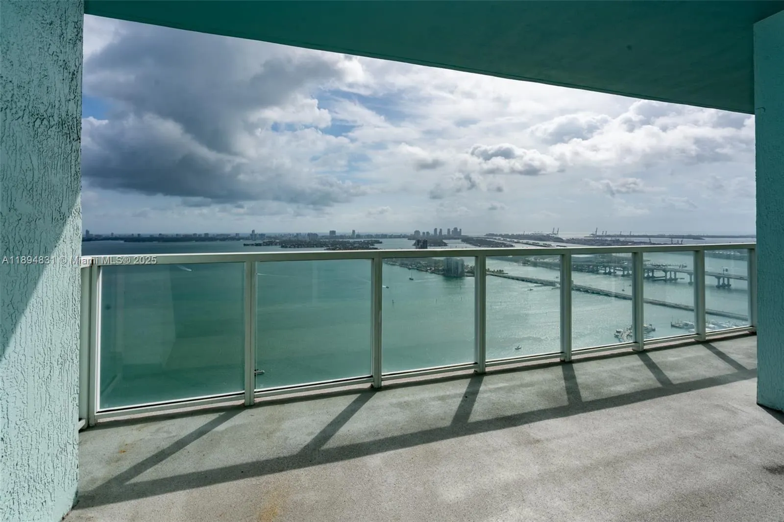 1900 N Bayshore Dr, #3501
