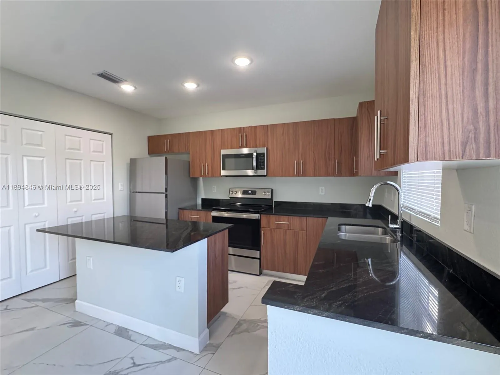 1310 NW 6th Ave, #D