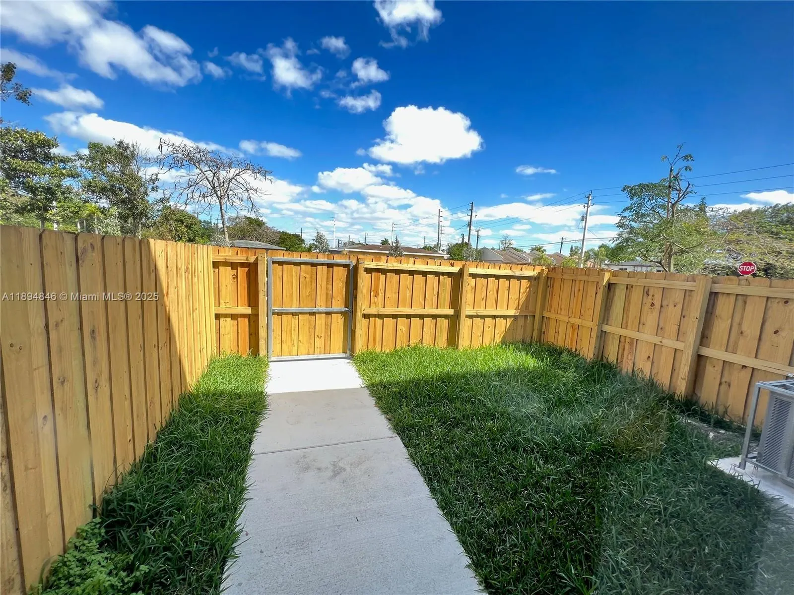 1310 NW 6th Ave, #D