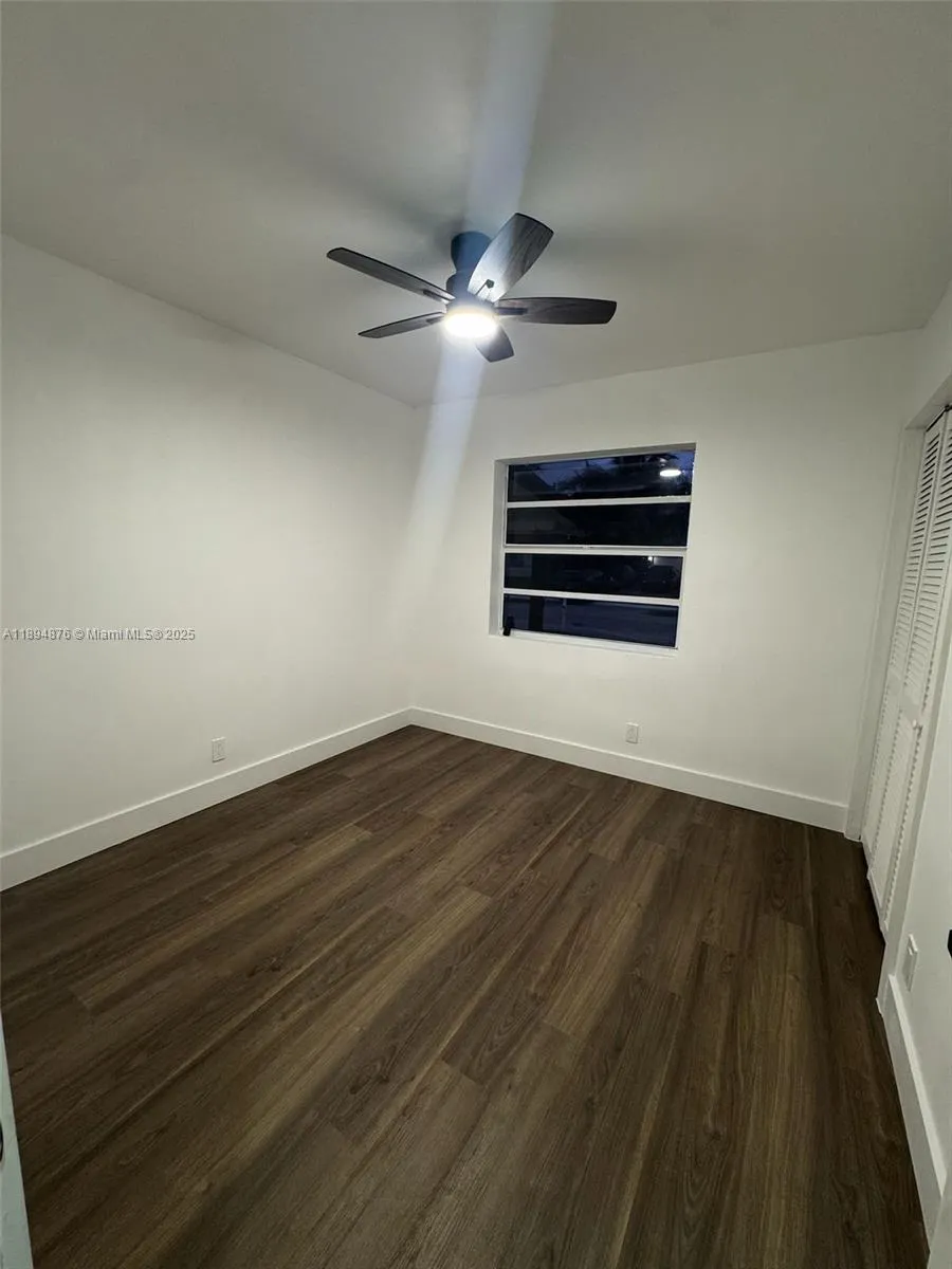 2411 SW 50th Ter