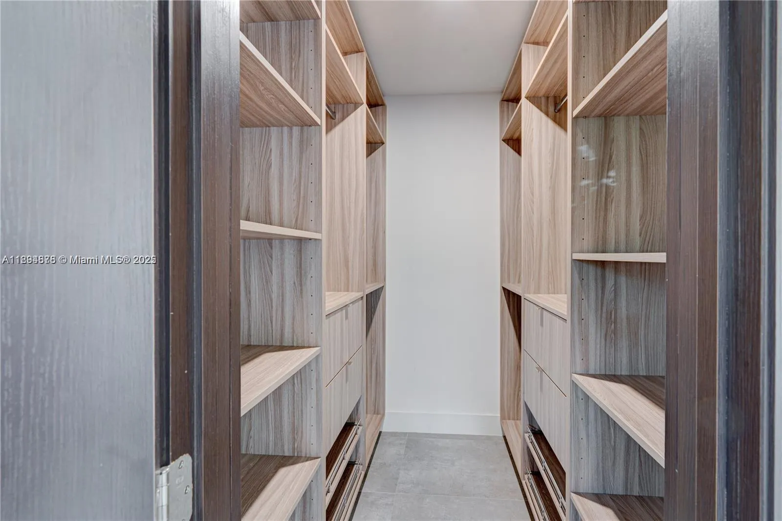 2305 Magnolia Dr, #2305