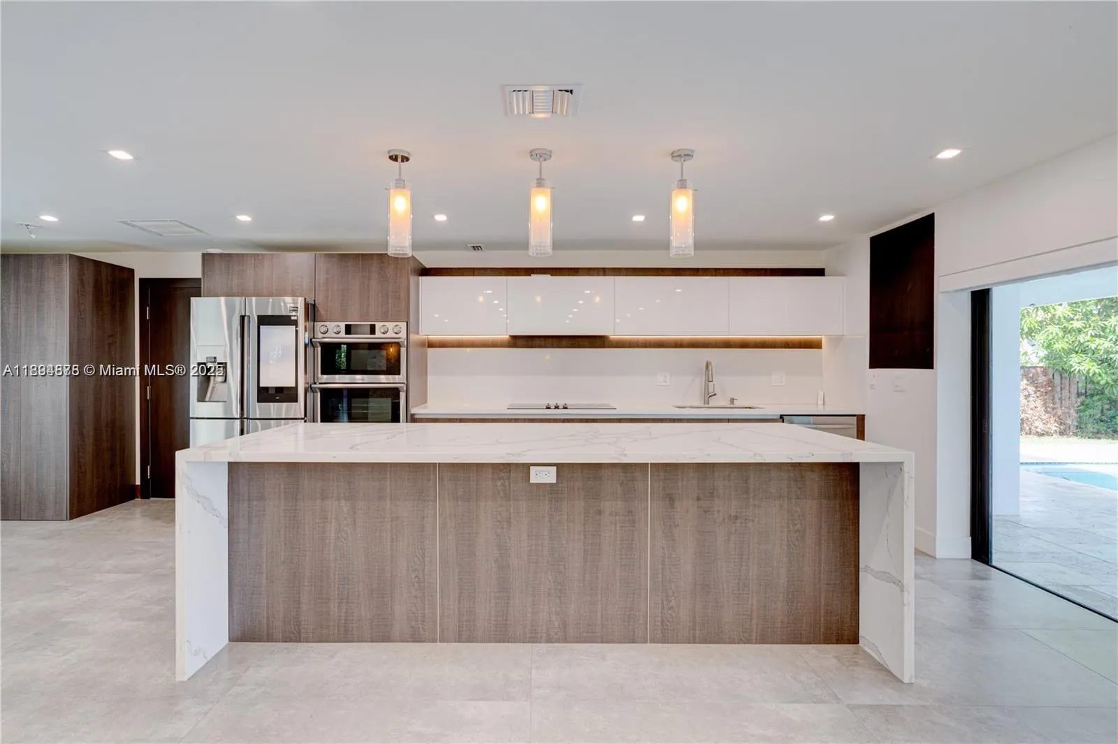 2305 Magnolia Dr, #2305