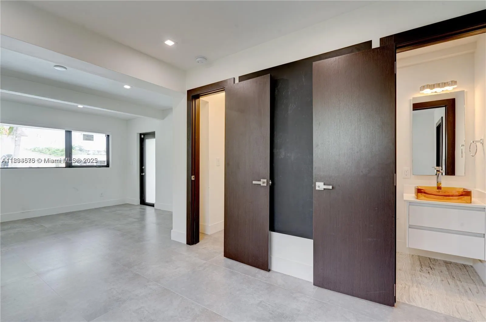 2305 Magnolia Dr, #2305
