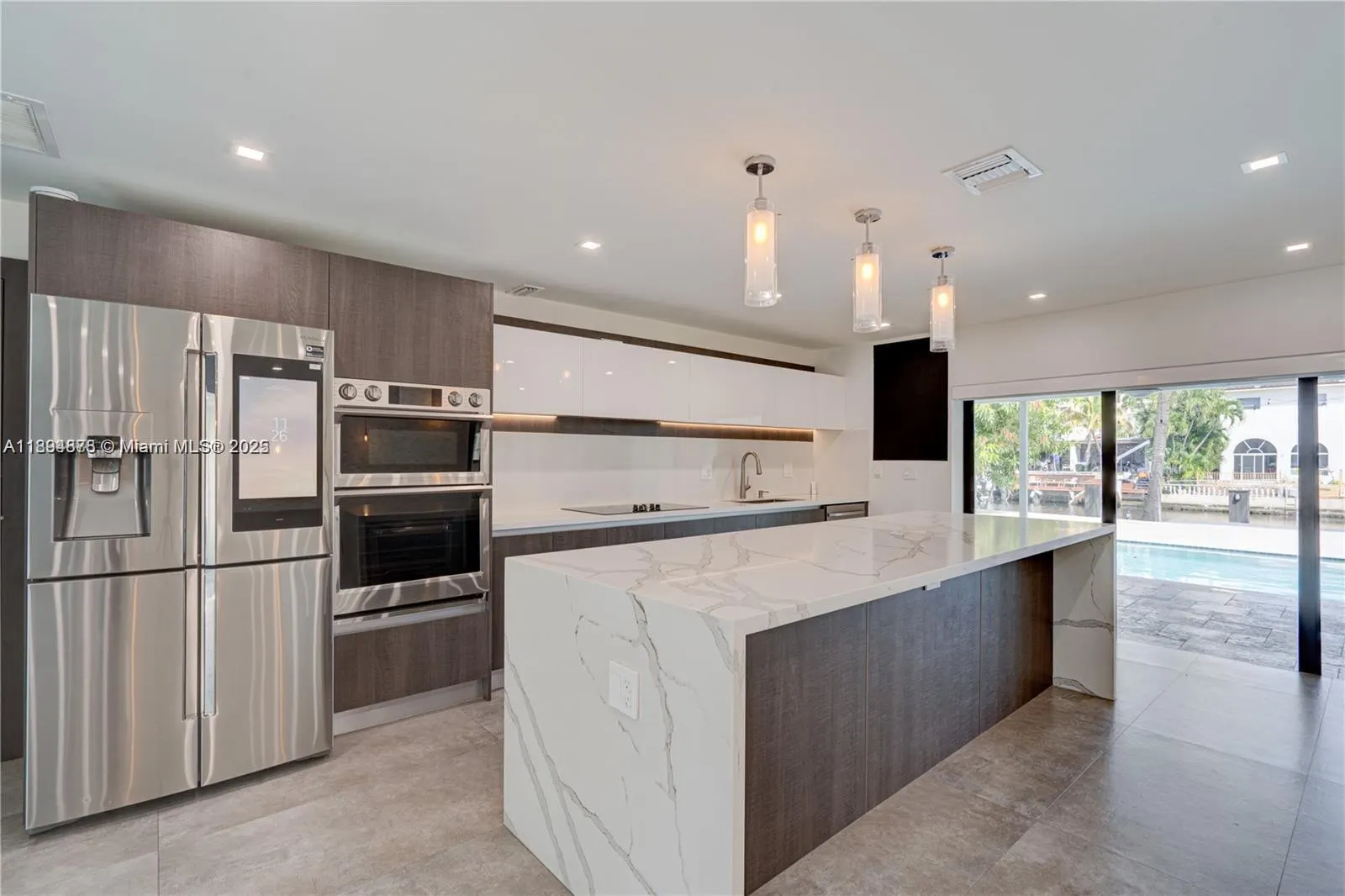 2305 Magnolia Dr, #2305