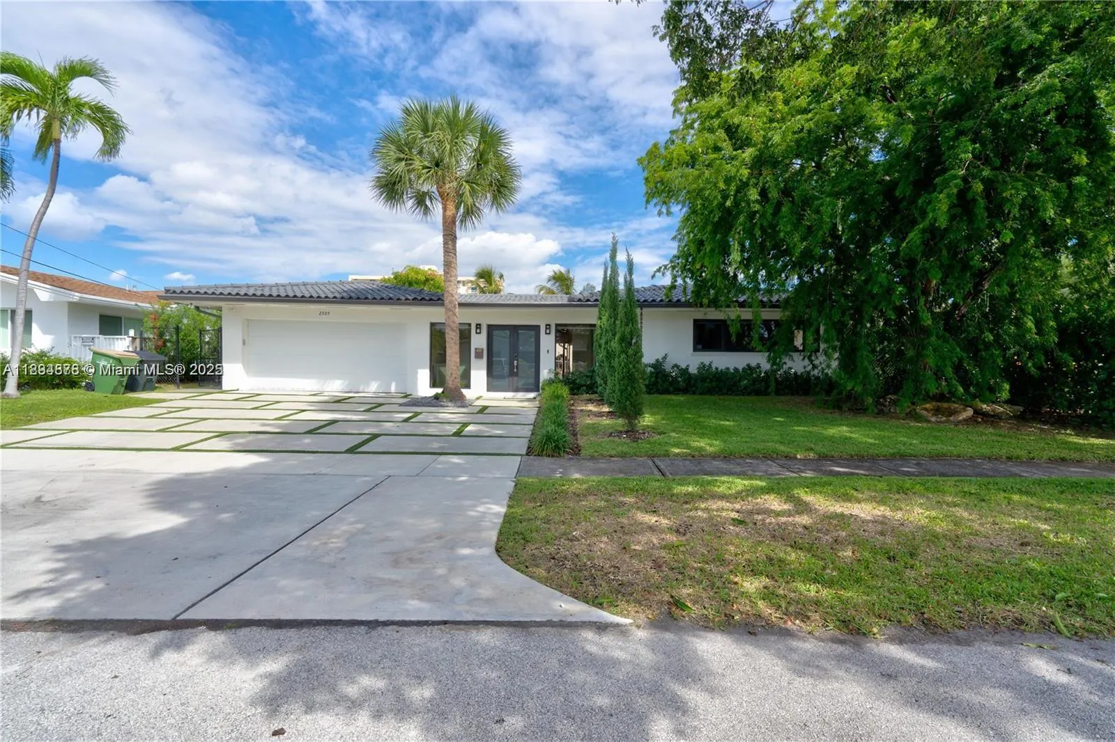 2305 Magnolia Dr, #2305