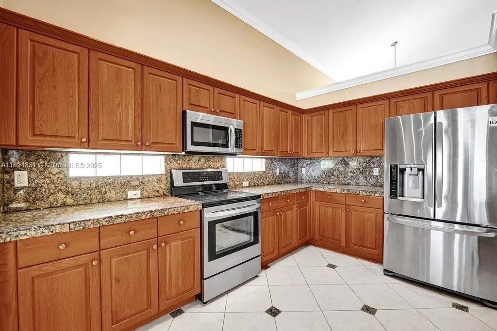 2434 SW 157th Ave