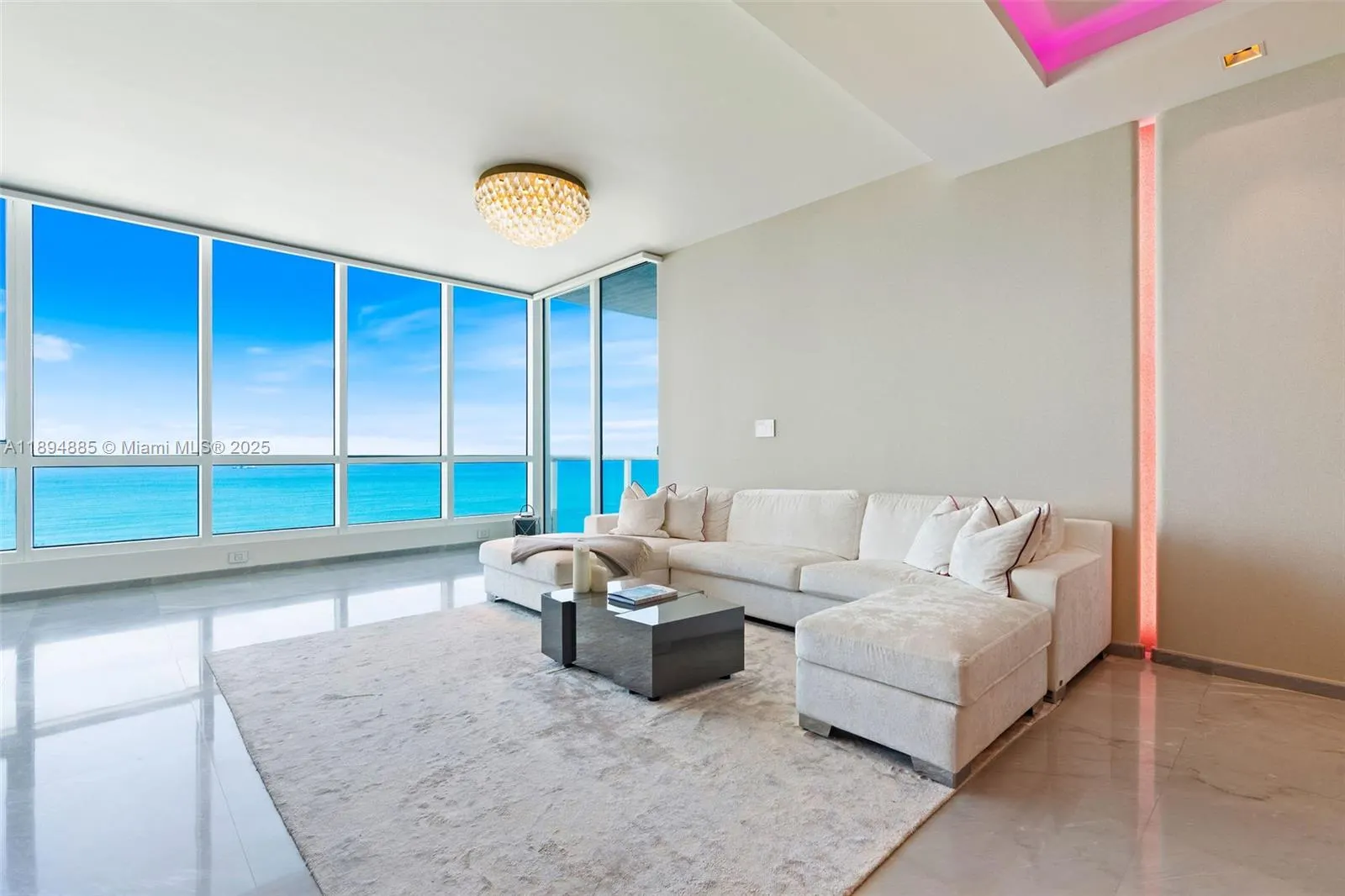 100 S Pointe Dr, #2506
