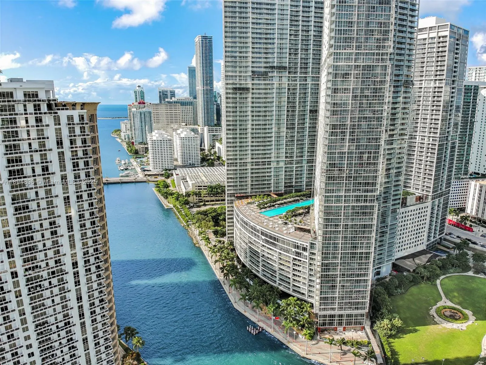 475 Brickell Ave, #3111