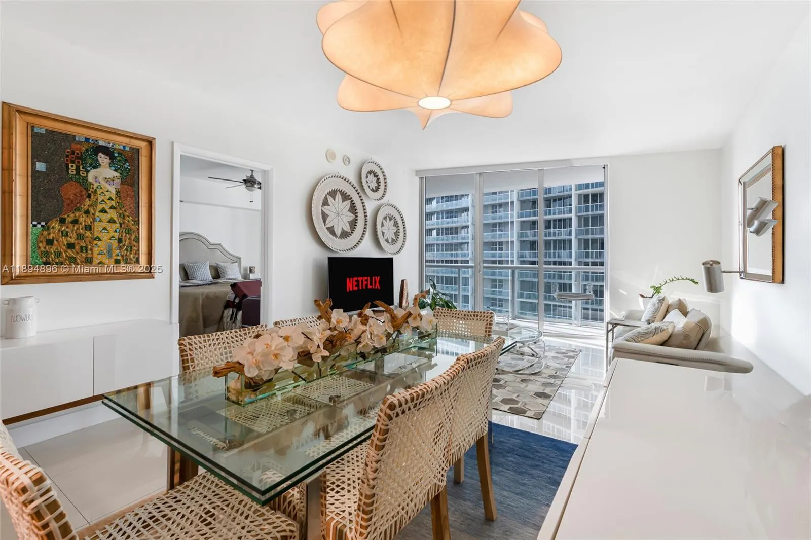 475 Brickell Ave, #3111